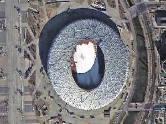 The picture shows the main stadium of the 2008 Beijing Olympic Games, where you can see the freestyle skiing ground set up.